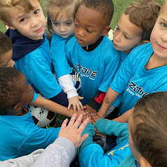 Sarasota sports kids in acircle